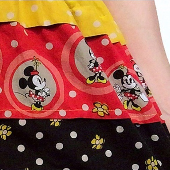 Adult Minnie Mouse Skirt - Picture 2 of 6